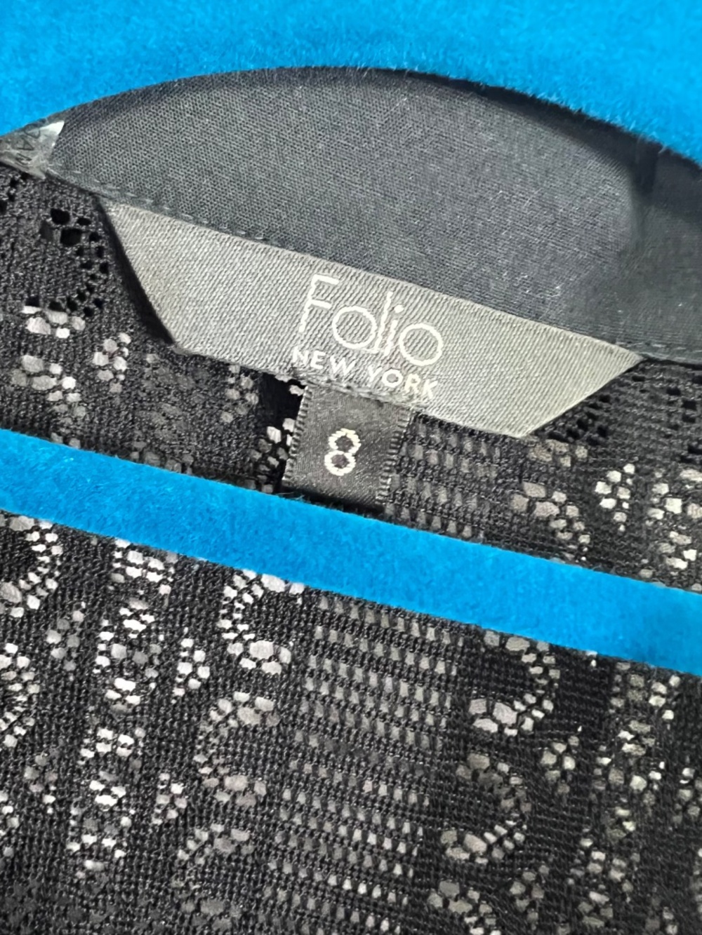 |•FOLIO•| Black Lace Top Size 8 - Picture 2 of 5